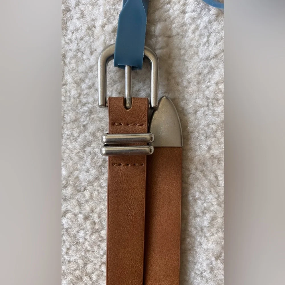 Women's 2pk Grommet & Silver Buckle Belt -Universal Thread